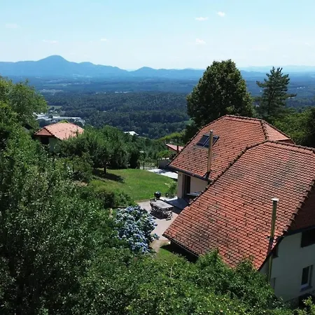 Apartment Hisa Pod Lipo Slovenska Bistrica