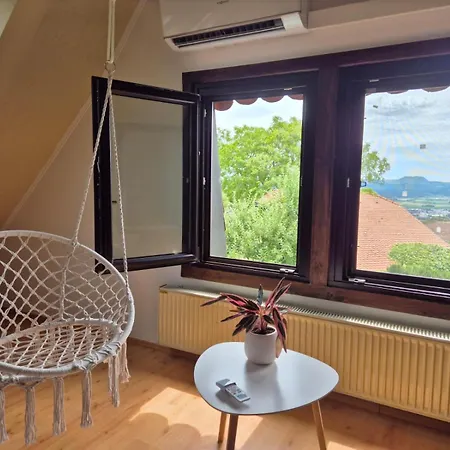 Apartment Hisa Pod Lipo Slovenska Bistrica